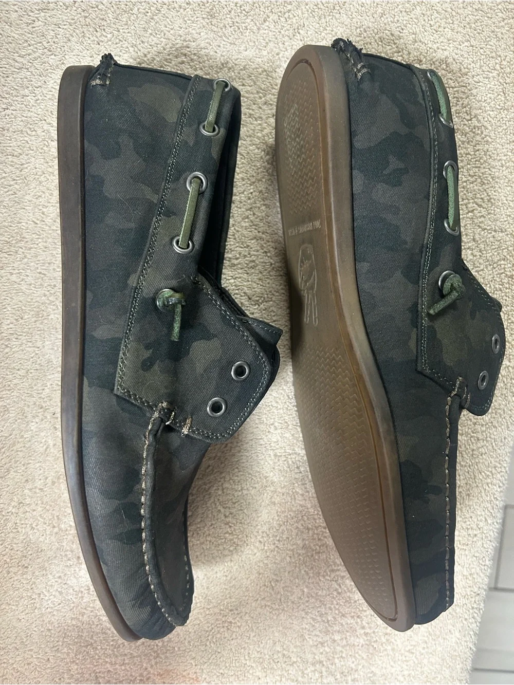 JOHN VARVATOS USA DARK CAMO PATTERNED SCHOONER BOAT SHOES. New size 9